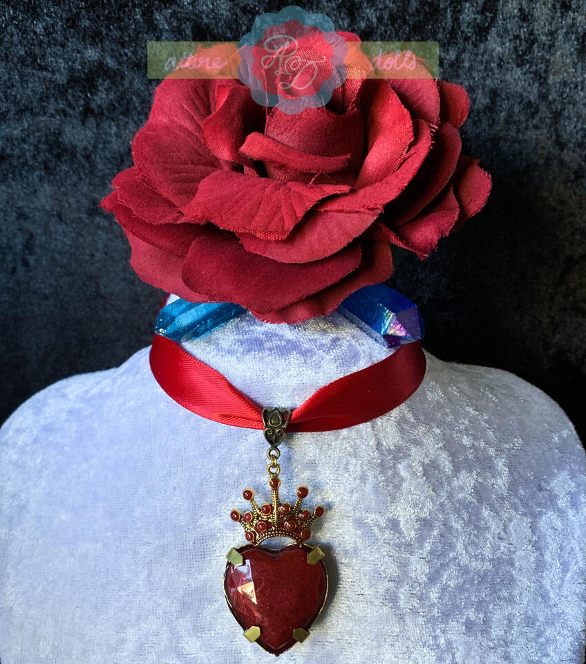 Evies Choker (Descendants)